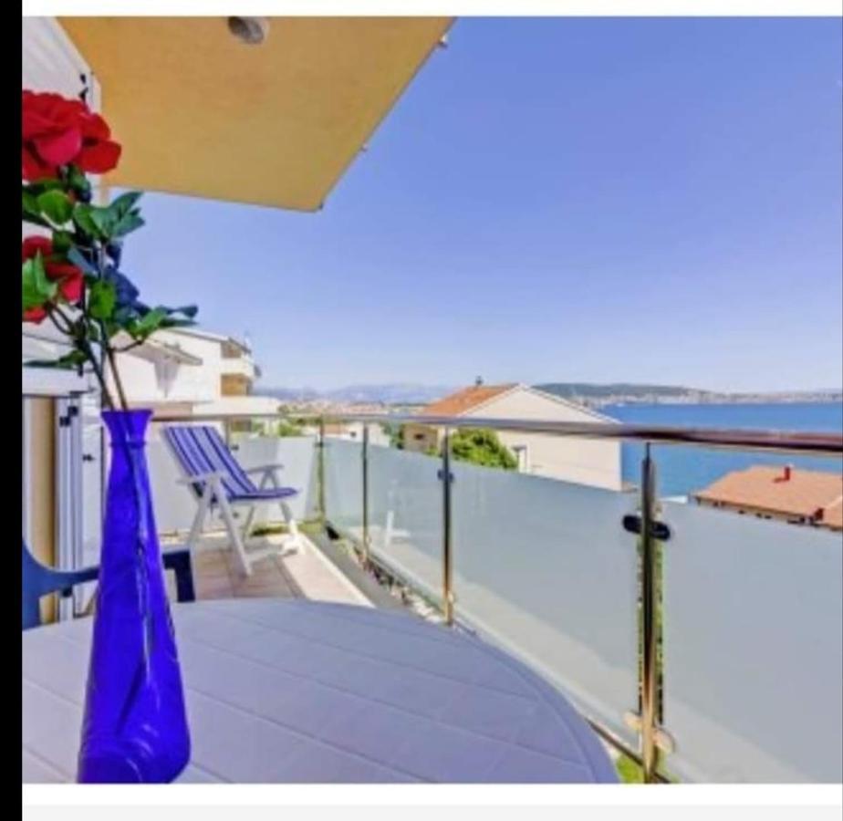 Apartmani Gizela Donji Seget Buitenkant foto