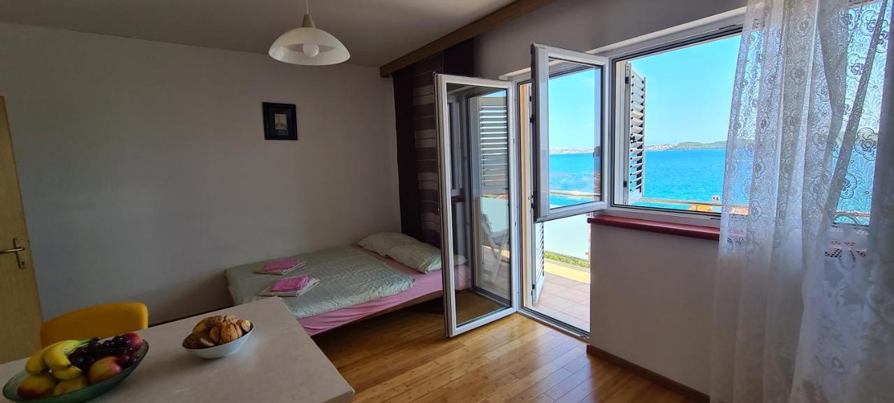 Apartmani Gizela Donji Seget Buitenkant foto