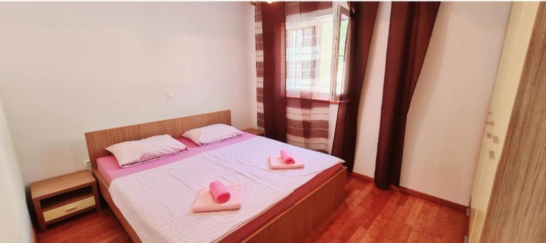 Apartmani Gizela Donji Seget Kamer foto
